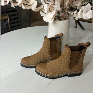 Free People booties tan color size 38(7)